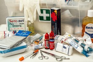 Read more about the article Building a Comprehensive Family First Aid Kit for Emergency Preparedness